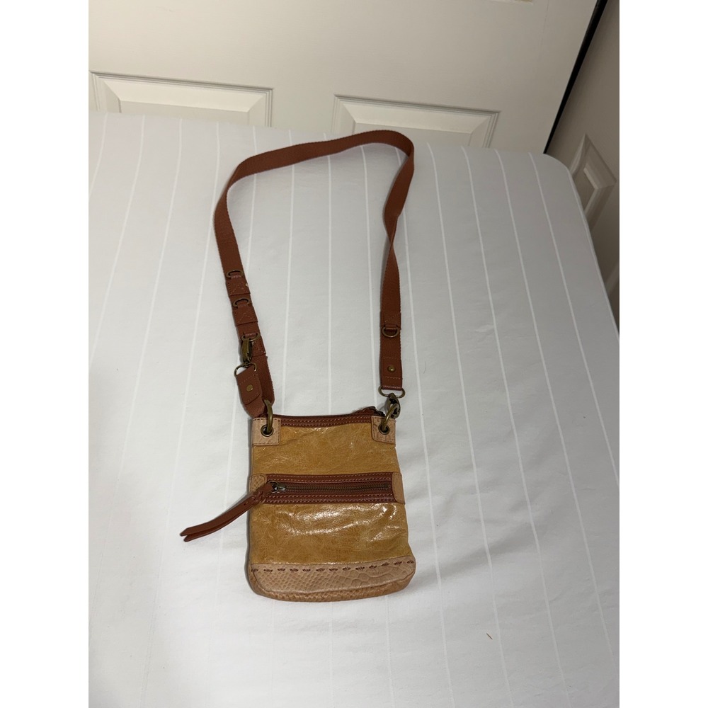 The Sak Tan Leather Small Crossbody Bag Snakeskin Embossed Trim Brown Adjustable